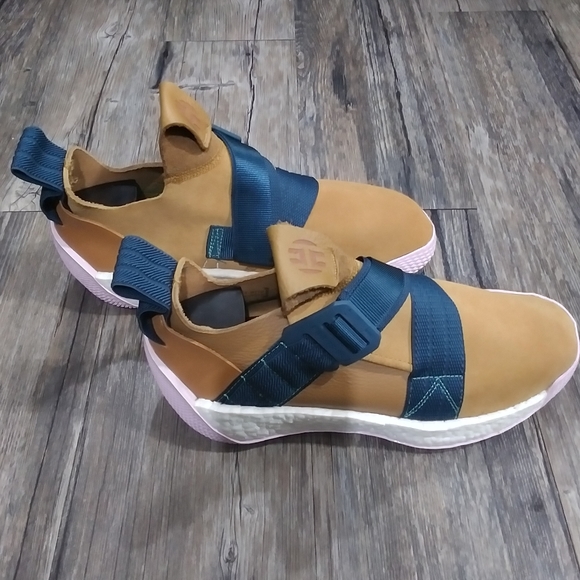 Adidas Harden Volume 2 - Picture 1 of 9